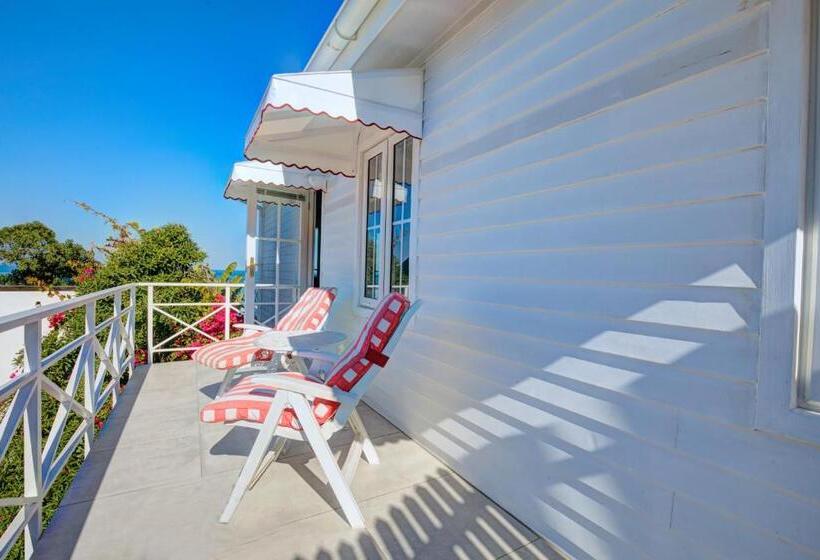 Люкс с Балконом, Haus Am Strand   On The Beach