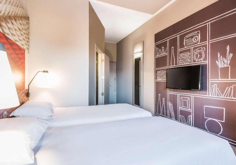 Номер Стандарт, Ibis Cali Granada