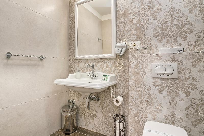 디럭스 룸, Plaza Marchi Old Town   Mag Quaint & Elegant Boutique Hotels