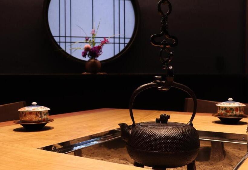Президентский Люкс, Yumoto Ueyama Ryokan