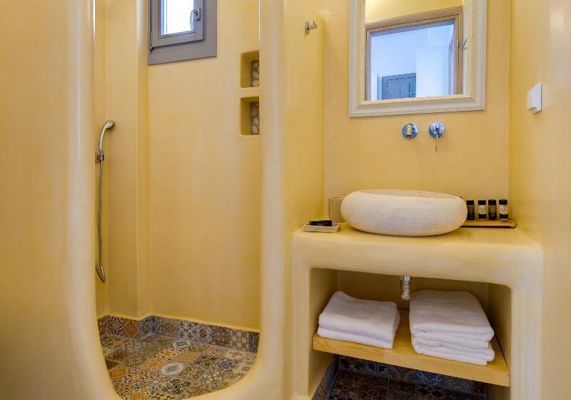 Люкс с Бассейном, White Harmony Suites