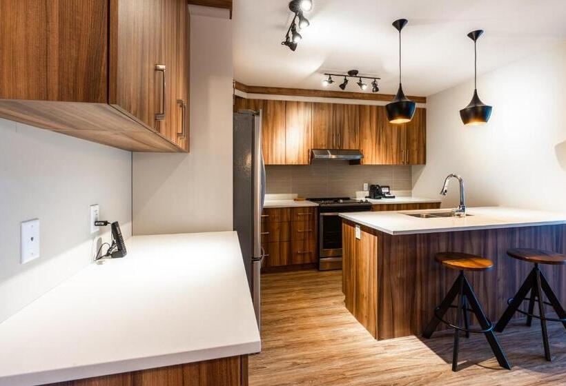 Апартаменты 2 Спальни, Le Viking Resort & Marina