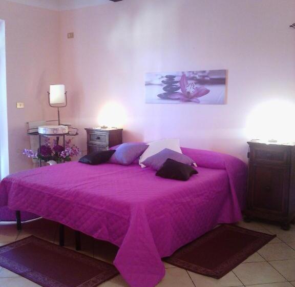 Standard room with outdoor bath, B&b Rosa Dei Venti