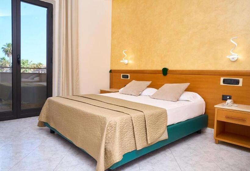 Номер Стандарт с Балконом, Miramare