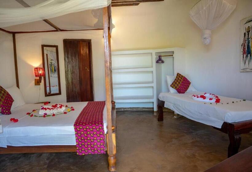 Номер Стандарт Трехместный, Mawimbi Bungalows