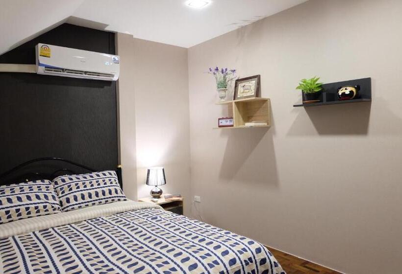 标准间, Neat Hostel