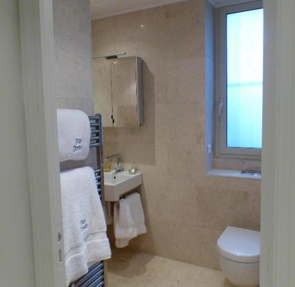 חדר סטנדרט נוף לבריכה, Blue Dream Cannes Guest House