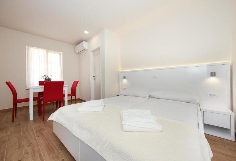 Семейный Номер, Idassa Atrium Rooms