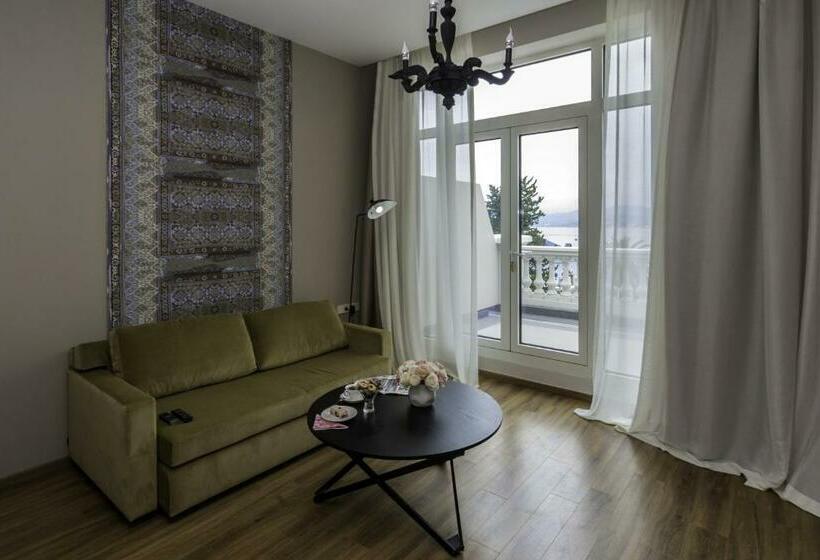استودیو استاندارد با تراس, Le Port Boutique Apart