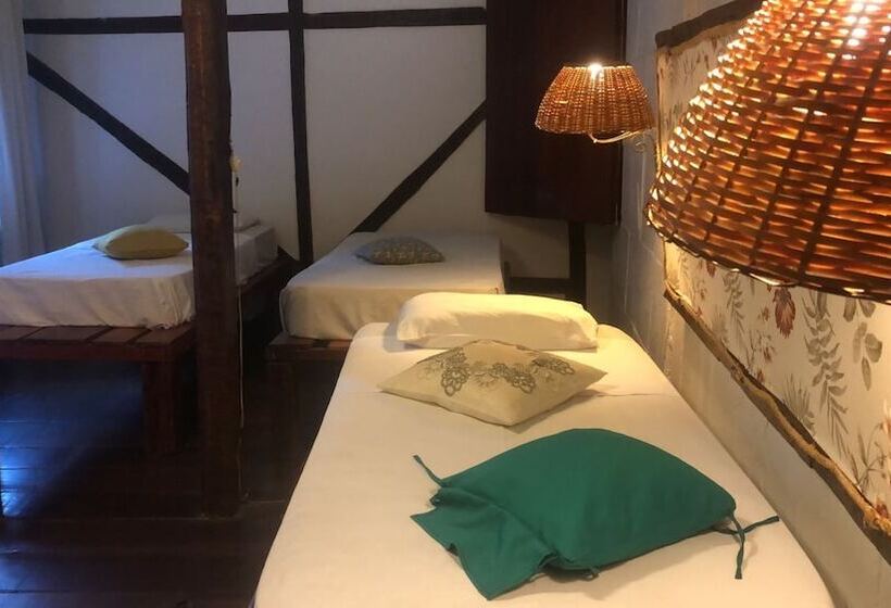 스탠다드 트리플 룸, Palma Hostel