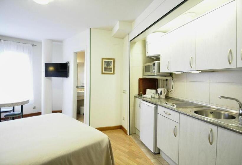 标准工作室, Apartamentos Aralso