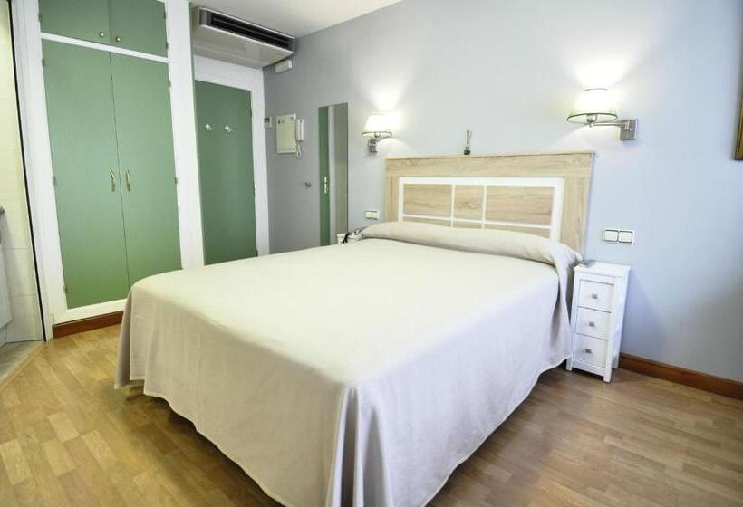 标准工作室, Apartamentos Aralso