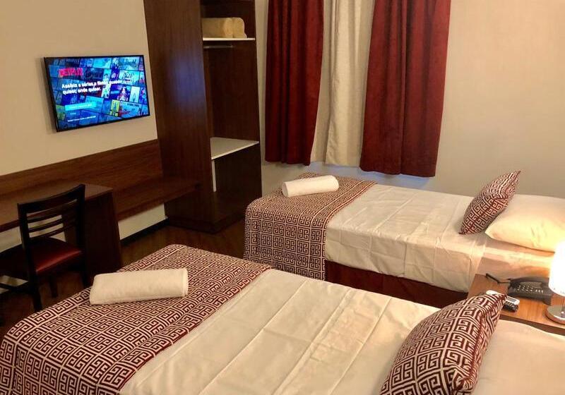 Номер Deluxe, Lummina Mogi