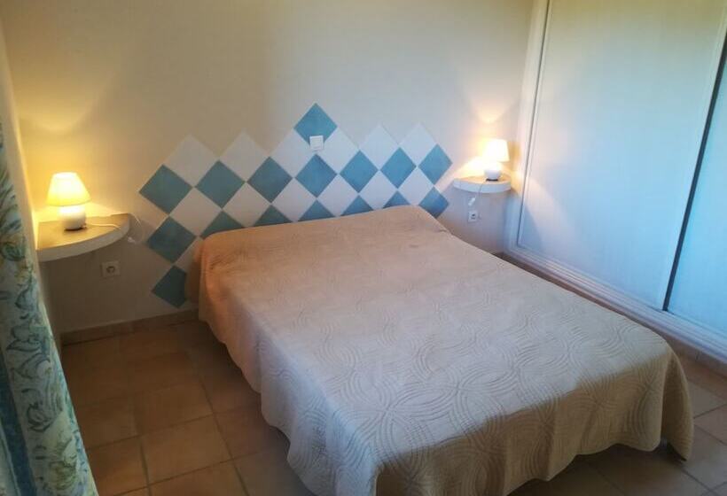 Апартаменты 2 Спальни, Residence Marina Di A Testa