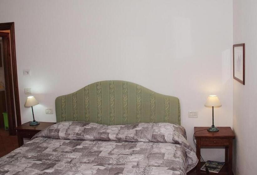 Apartamento 1 Dormitório com Sacada, Il Pino Bioagricoltura