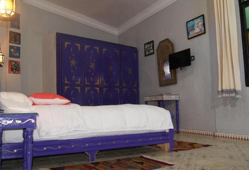 חדר דלוקס, Riad Tingis