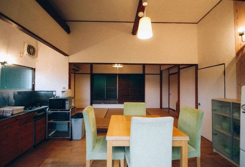 Дом 1 Спальня, Villa Yumigahama