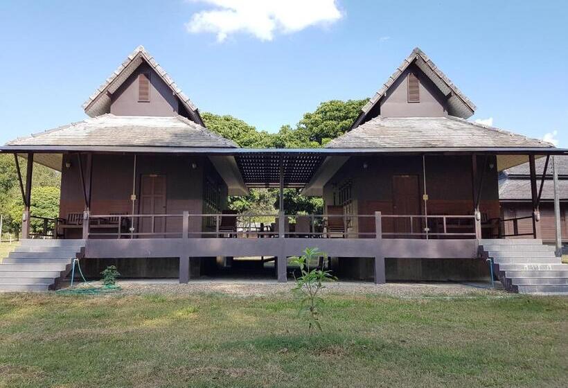 Семейный Номер, Phutawan Pundao