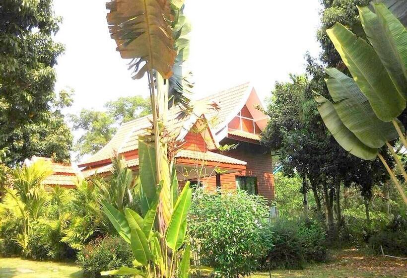 Вилла 2 Спальни Вид на Сад, Siam Tara Resort