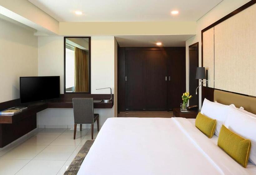 3 Bedroom Suite, Fraser Suites Muscat