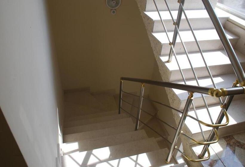 اتاق استاندارد, Elmira