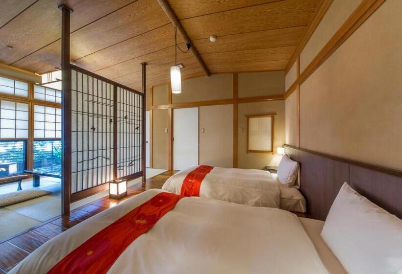 Quarto Estandar, Toushinan Komeya