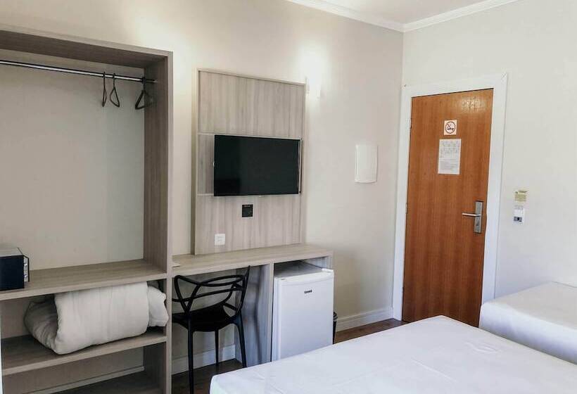 Номер Стандарт Трехместный, Sense Hotel Araucária