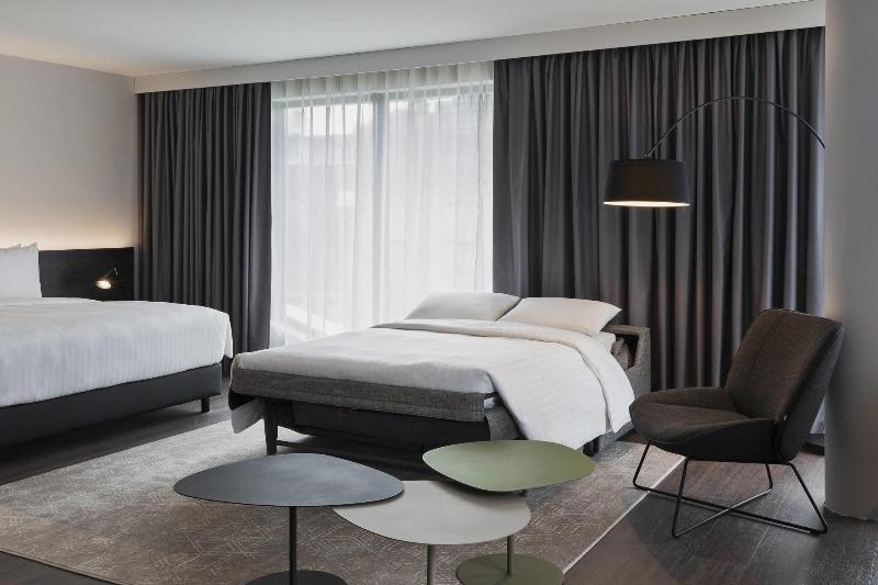 Superior studio with city view, Residence Inn By Marriott Frankfurt City Center
