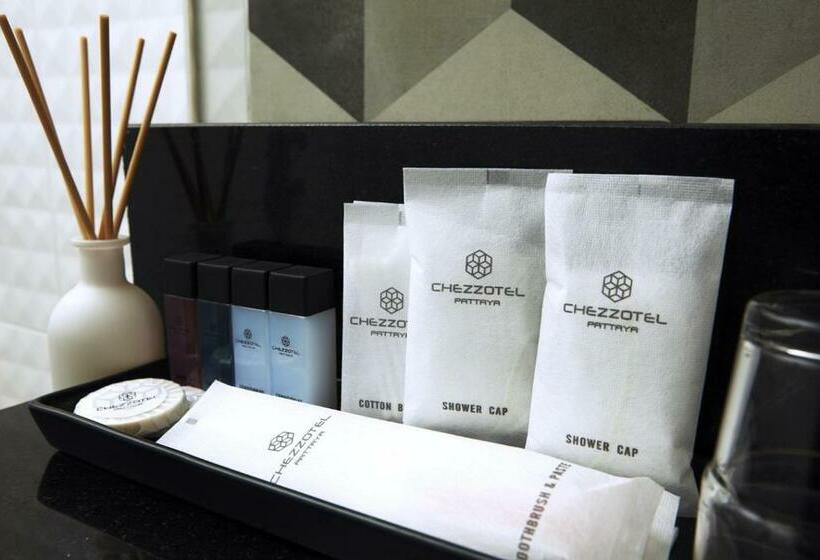 Номер Deluxe Кровать Кинг, Chezzotel Pattaya