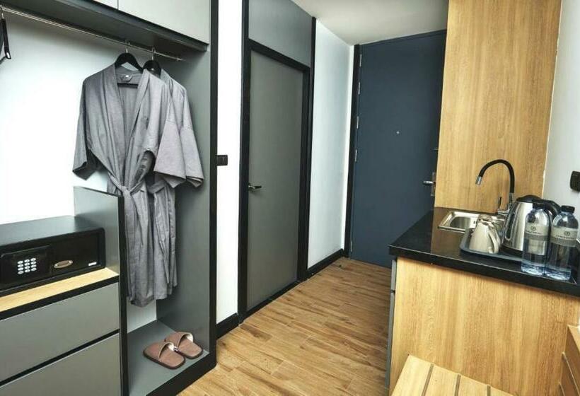 Номер Deluxe, Chezzotel Pattaya
