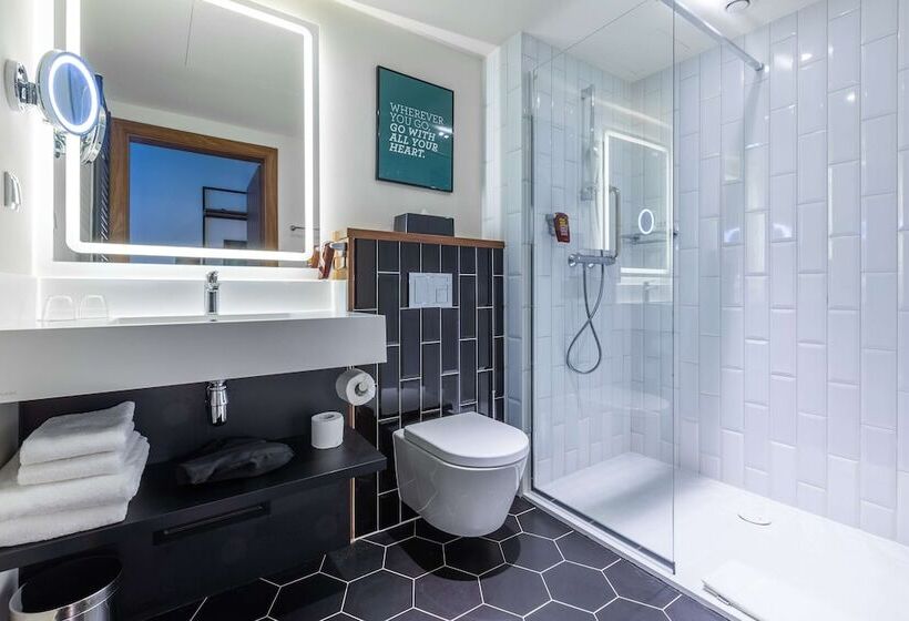 Номер Superior с Балконом, Park Inn By Radisson Poznan
