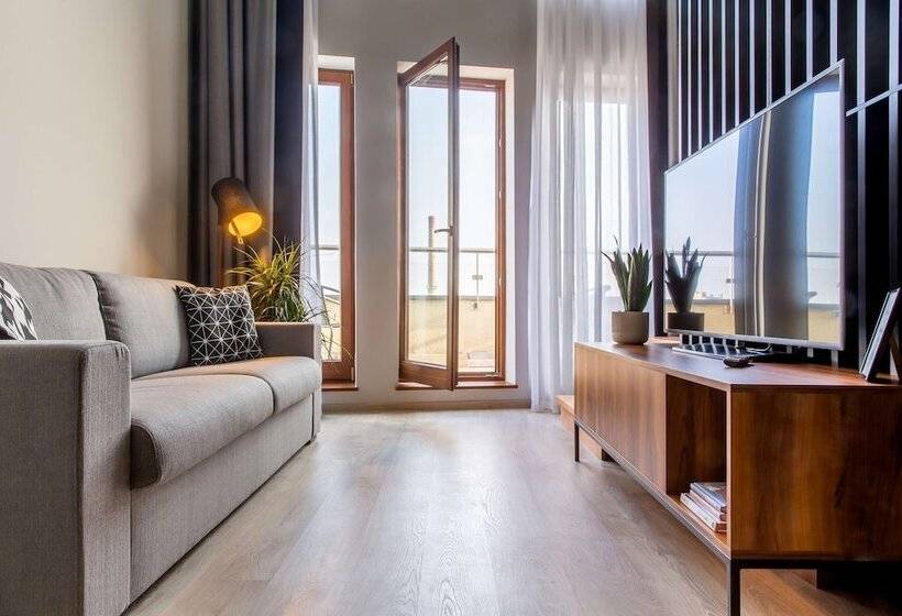 Люкс с Балконом, Park Inn By Radisson Poznan