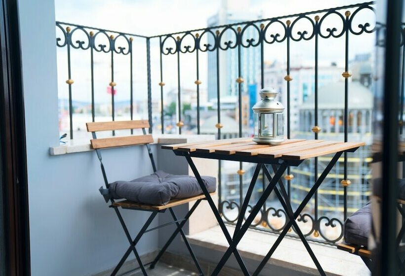 Penthouse Room, Taksim Landhouse