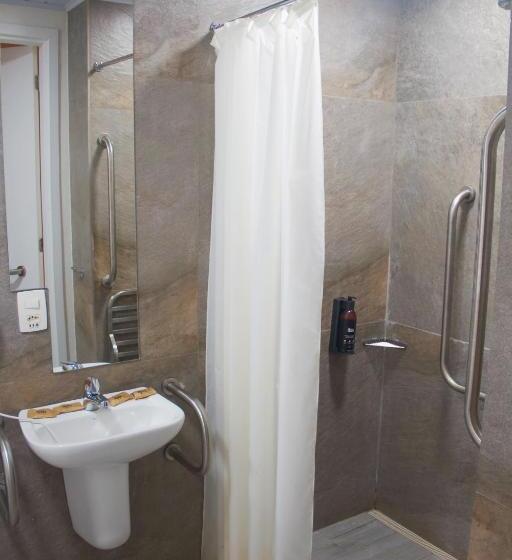 适合残疾人使用的标准间, Ibis Styles Itauna