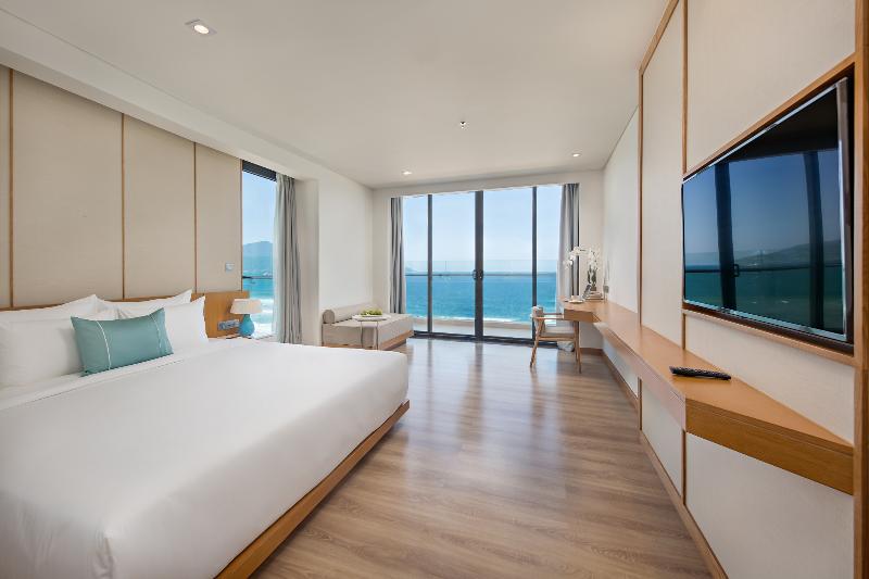 2 Bedrooms Suite Sea View, Tms Hotel Da Nang Beach