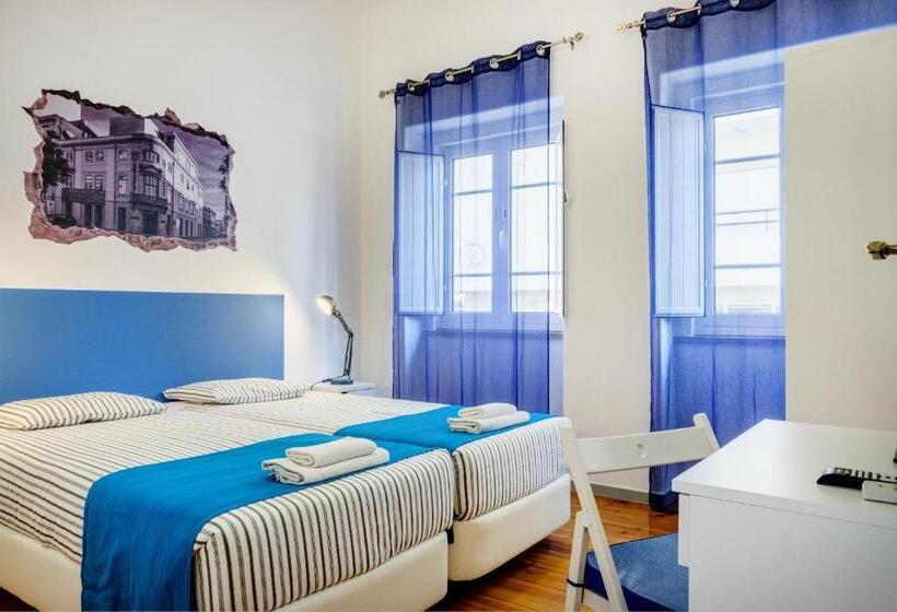 اتاق استاندارد با سرویس بهداشتی مشترک, Loulé Coreto Hostel
