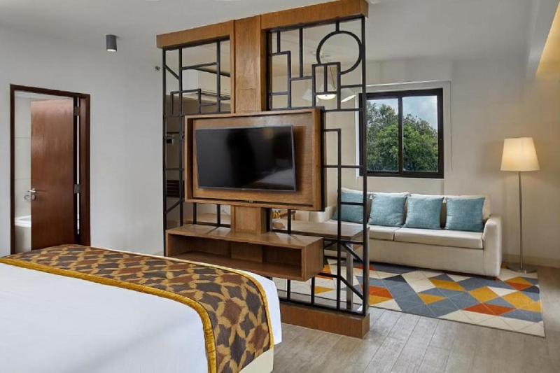 Люкс, Quest Hotel Tagaytay