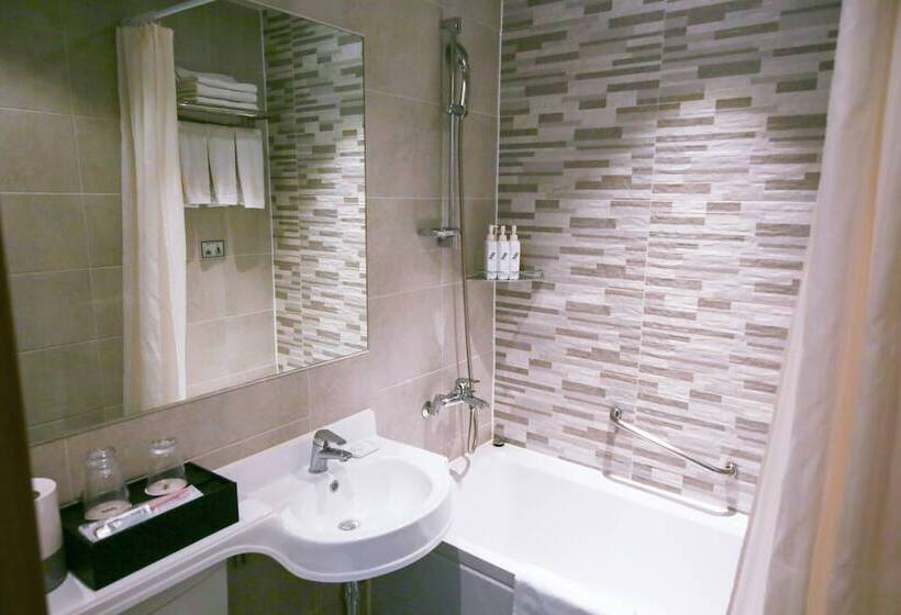 Quarto Deluxe, Dormy Inn Express Seoul Insadong