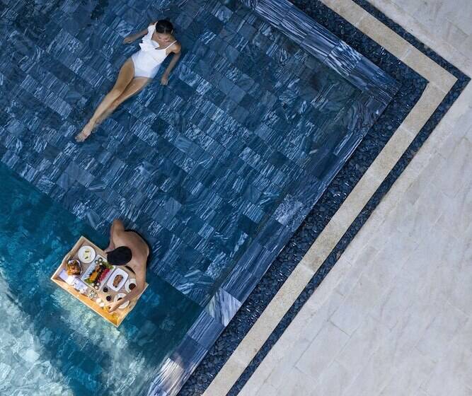 ویلای 4 خوابه, Melia Ho Tram Beach Resort