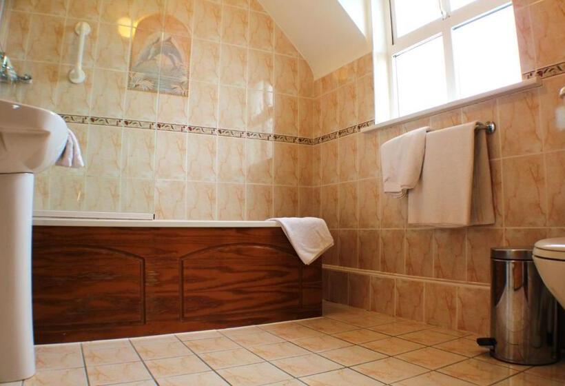 Номер Стандарт, Keanes Of Curraheen, Bar, Restaurant & Accommodation