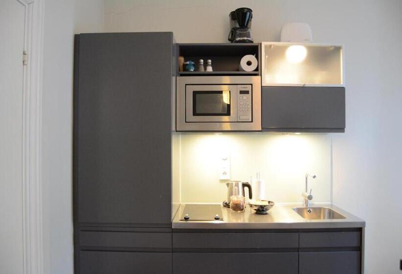 استودیوی استاندارد, Da Hotel Apartments