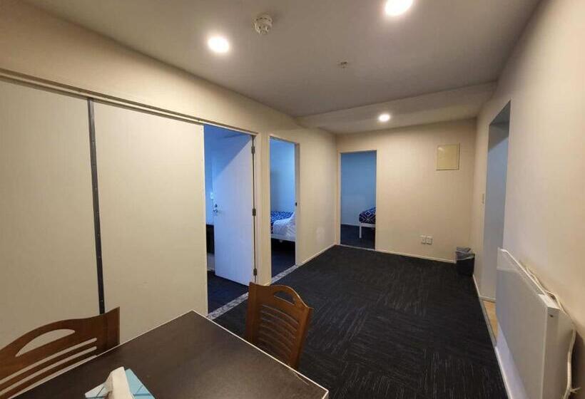 带3个卧室的公寓, Empire Apartments