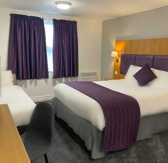 Номер Стандарт, Purple Roomz Preston South