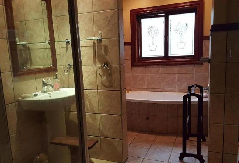 Номер Стандарт, Waterside Lodge