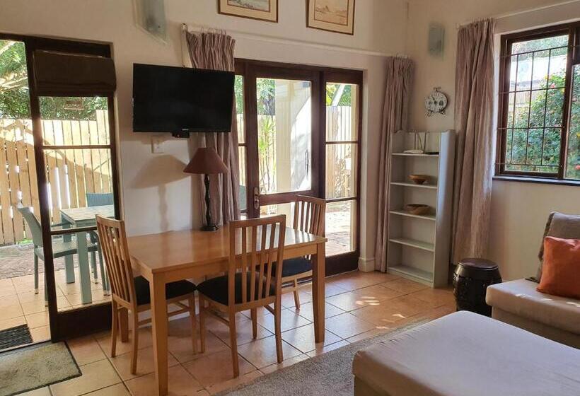 Апартаменты 1 Спальня, Waterside Lodge