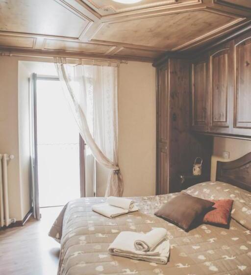 Семейный Номер Вид на Горы, Ristorante Residence Giardini
