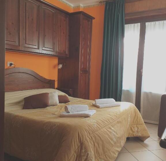 غرفة قياسية رباعية, Ristorante Residence Giardini