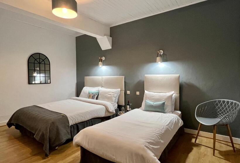 Трехместный Номер Стандарт Вид на Сад, Brasseurs Du Pont   Microbrasserie Avec Chambres