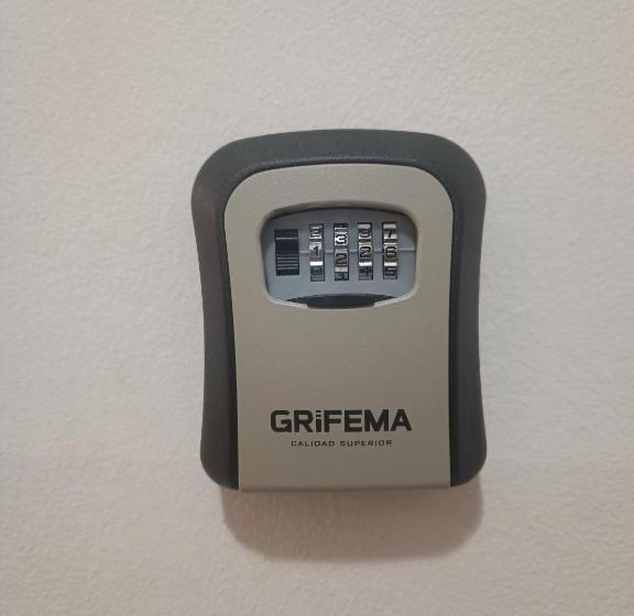 اتاق استاندارد, Apartments Furman   Self Check In