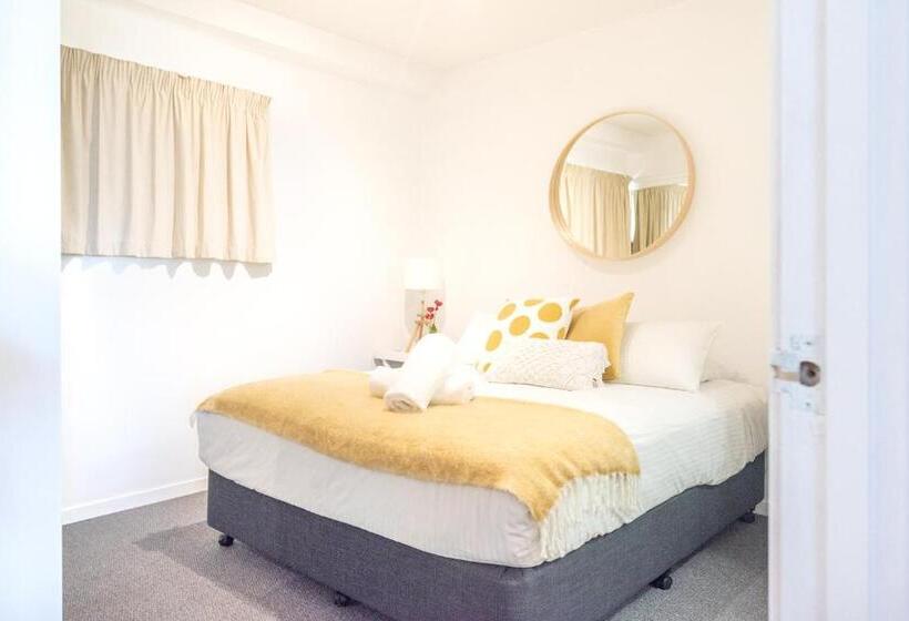 Апартаменты 2 Спальни, Grandview Apartments